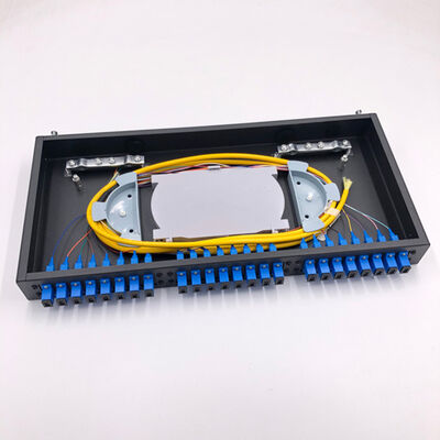スプライスの皿が付いている1Uラック マウントのパッチ盤の繊維光学19" 24の中心SC LC