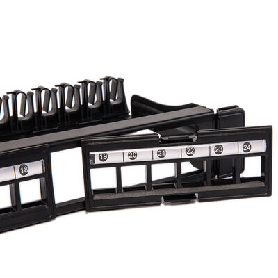 CAT5 CAT6ネットワークのパッチ盤UTPのブランクはRJ45 24左舷パッチ盤の荷を下した