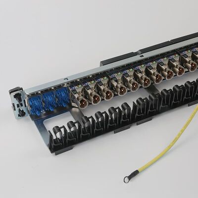 UTPネットワークのパッチ盤統合されたRJ45 1U 24の左舷パッチ盤